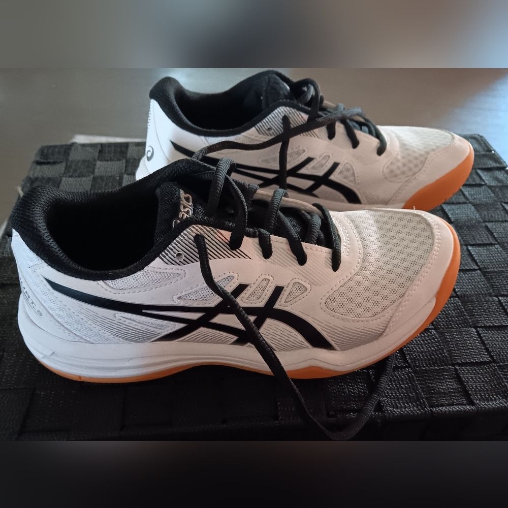 Asics White and Black Athletic Shoes with Breathable Mesh